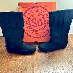 NIB- SO Authentic American Heritage Women’s Black Fringe Suede Boots Size 9